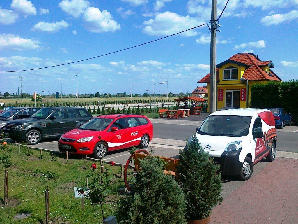 Hotel Rozsa Csarda Bungalow & Caravan Park Hegyeshalom Luaran gambar